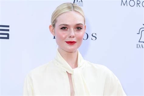 Elle Fanning stuns in hot pink bikini in Italy 